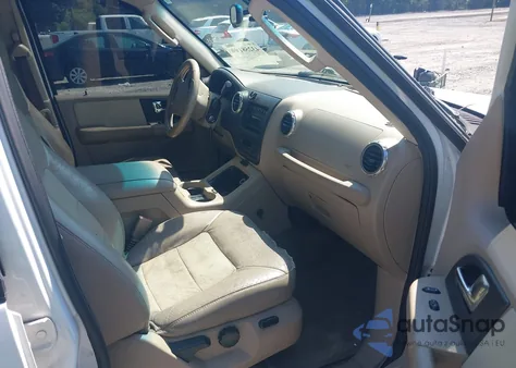 2004 Ford Expedition Eddie Bauer from USA, damaged, VIN 1FMRU17W14LA15490